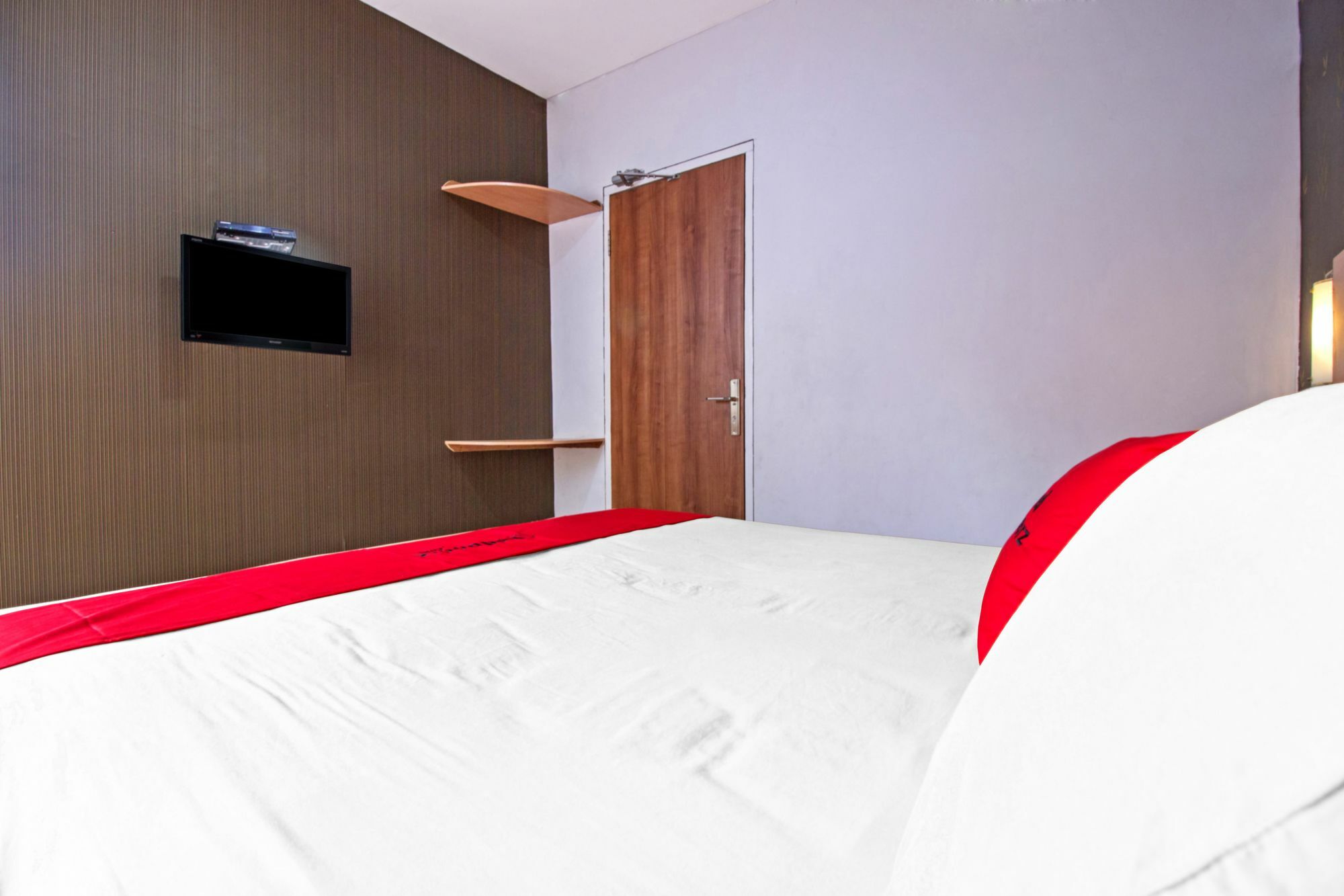 Reddoorz Syariah Near Btc Fashion Mall Bandung Kültér fotó